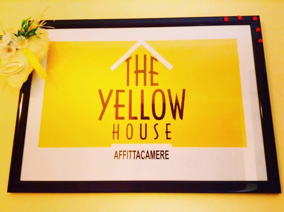 The Yellow House Fiumicino Rum bild